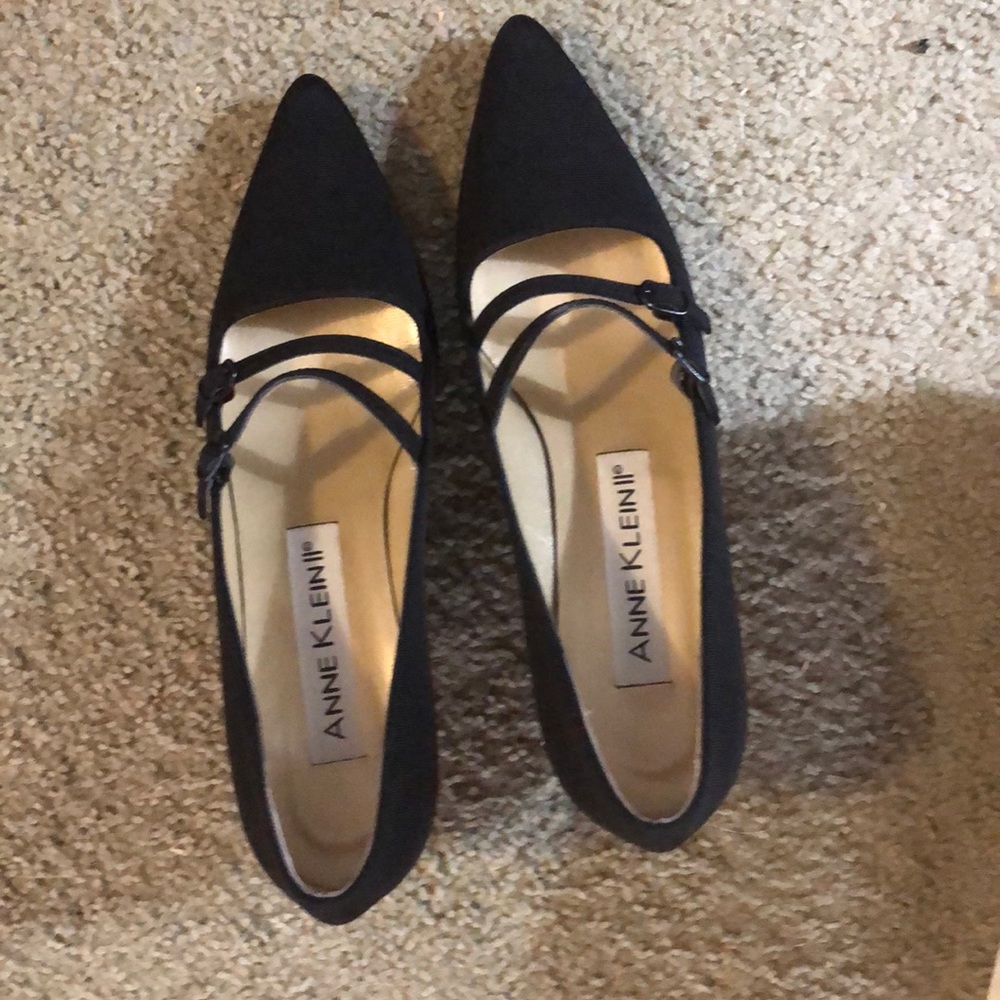 Women’s dress shoe